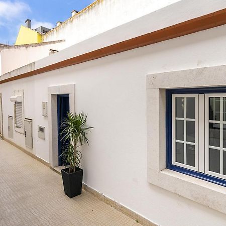Whome Urban Escape: 1-Br W/Mezzanine Near Campo Ourique Lissabon Exterior foto